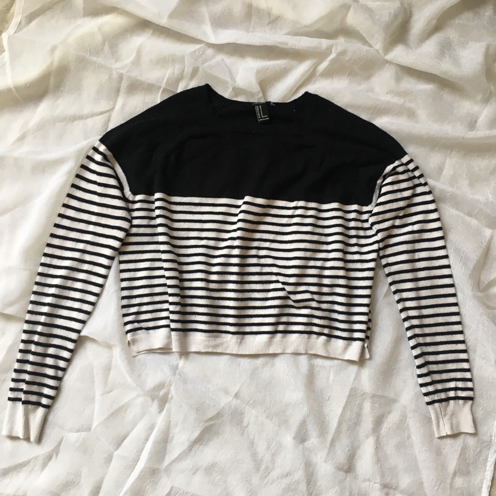 Crop black and white striped sweater